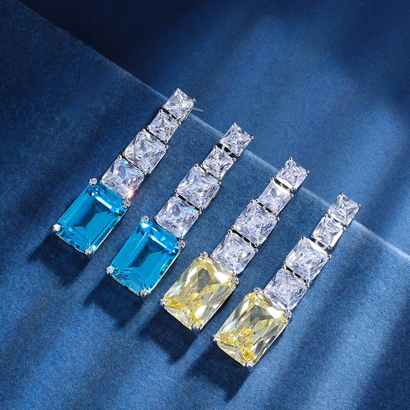 Body Jewelry Goth - Orecchini a nappa quadrati blu mare