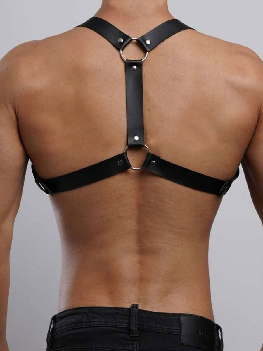 Imbracatura da petto in pelle  - Body Jewelry Goth recensione e prezzo