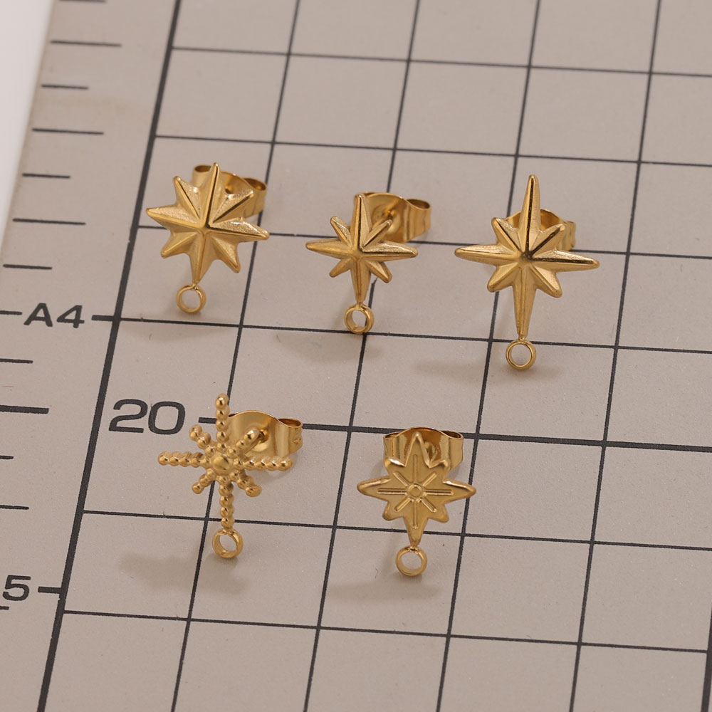 6 pz. Orecchini a Stella in Ac - Body Jewellery recensione e prezzo