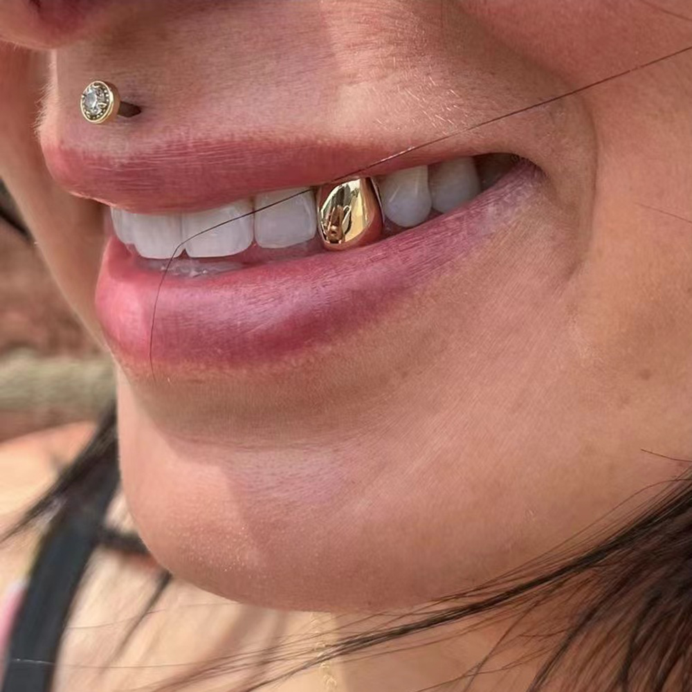 RACHELZ HipHop Classico Denti  - Body Jewelry Gold Plated recensione e prezzo
