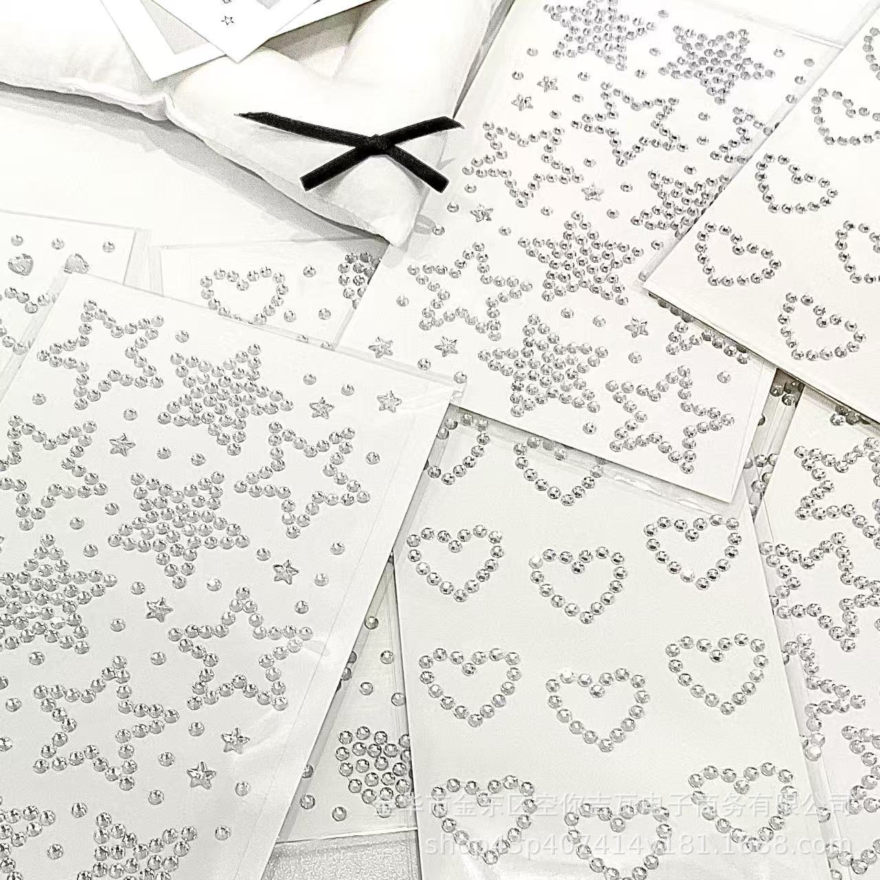 Adesivi a Forma di Cuore con S - Star Flat Back recensione e prezzo